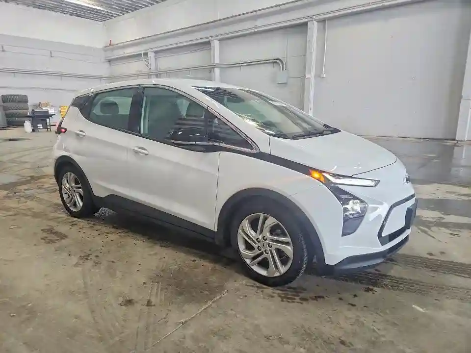 1G1FW6S04P4187215 2023 CHEVROLET BOLT-3
