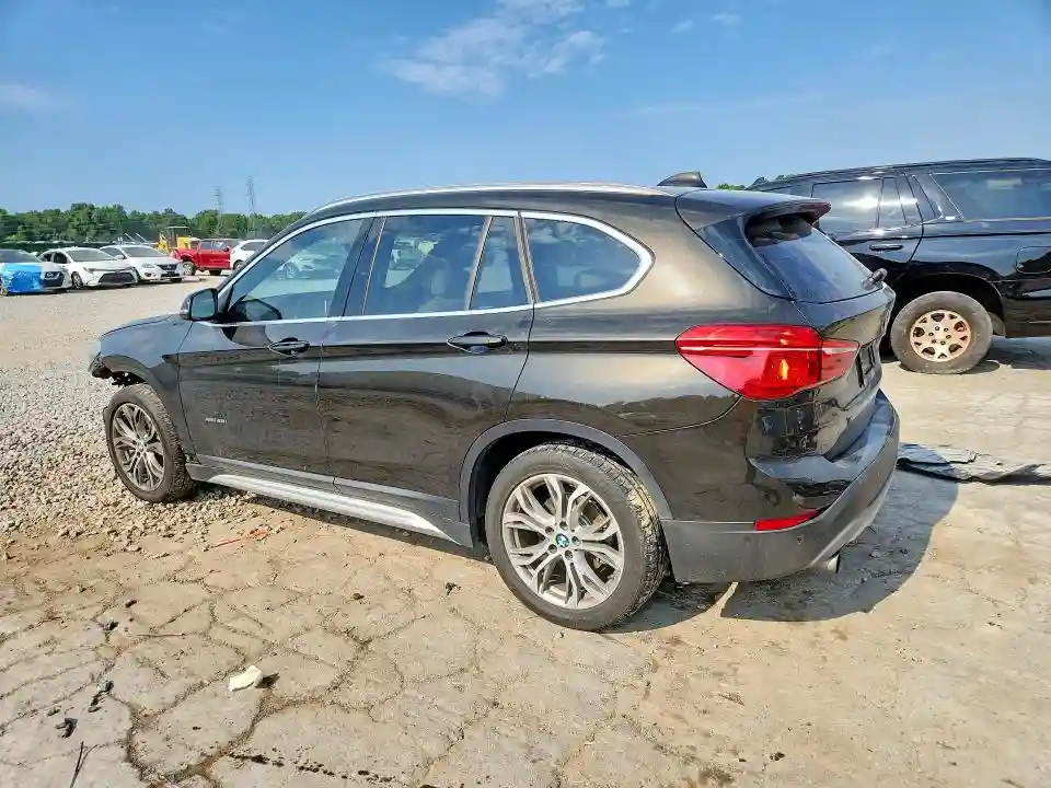 WBXHT3C31G5F64115 2016 BMW X1-1