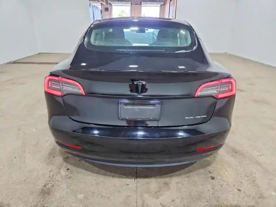 5YJ3E1EB4NF288788 2022 TESLA MODEL 3-5