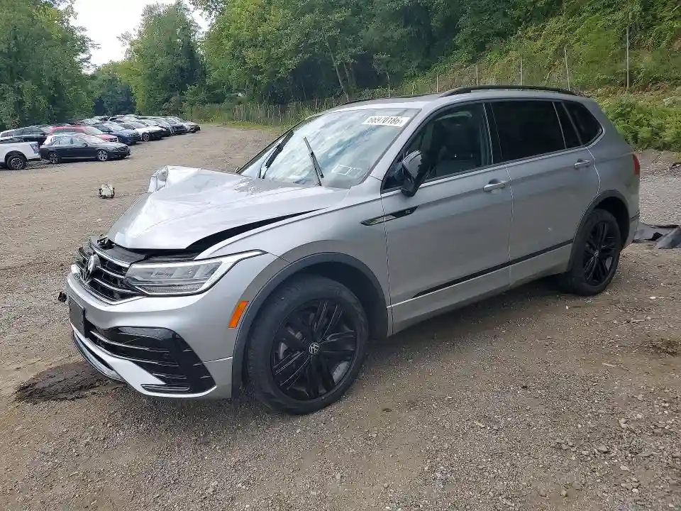 3VV8B7AX2NM146827 2022 VOLKSWAGEN TIGUAN-0
