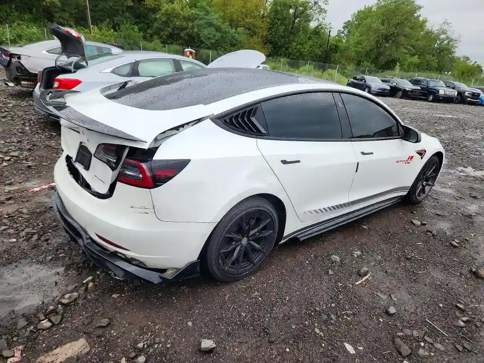 5YJ3E1EB4MF858593 2021 TESLA MODEL 3-2