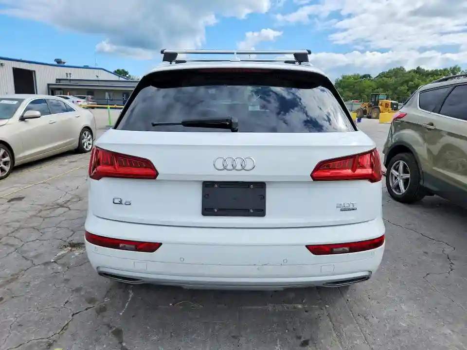 WA1BNAFYXJ2138092 2018 AUDI Q5-5