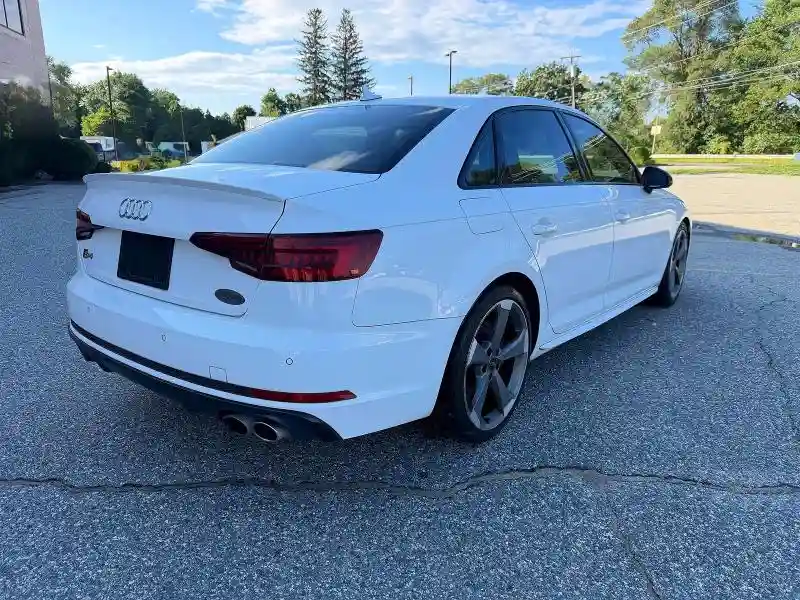 WAUC4AF41KA053138 2019 AUDI S4/RS4-3