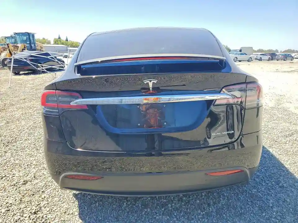 5YJXCBE2XHF066838 2017 TESLA MODEL X-5