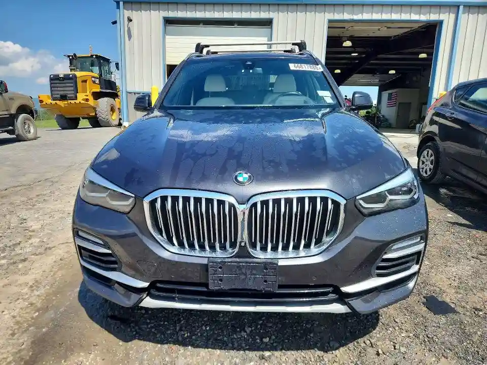 5UXCR6C02M9E75055 2021 BMW X5-4