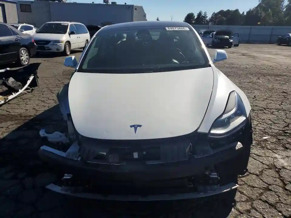 5YJ3E1EBXLF637580 2020 TESLA MODEL 3-4