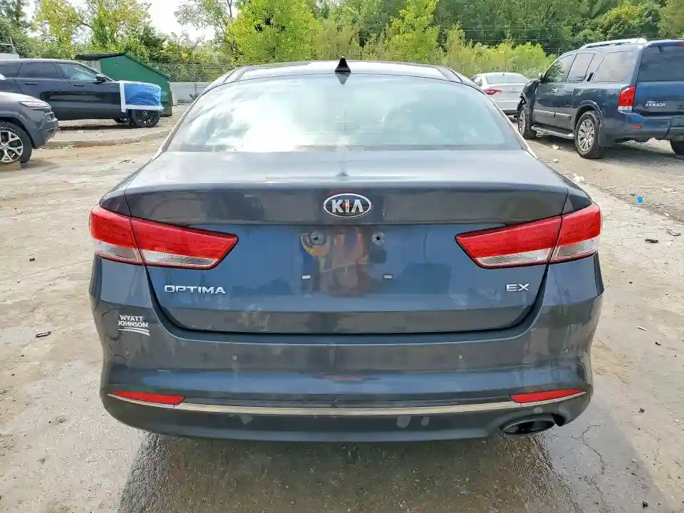 5XXGU4L37GG007584 2016 KIA OPTIMA-5