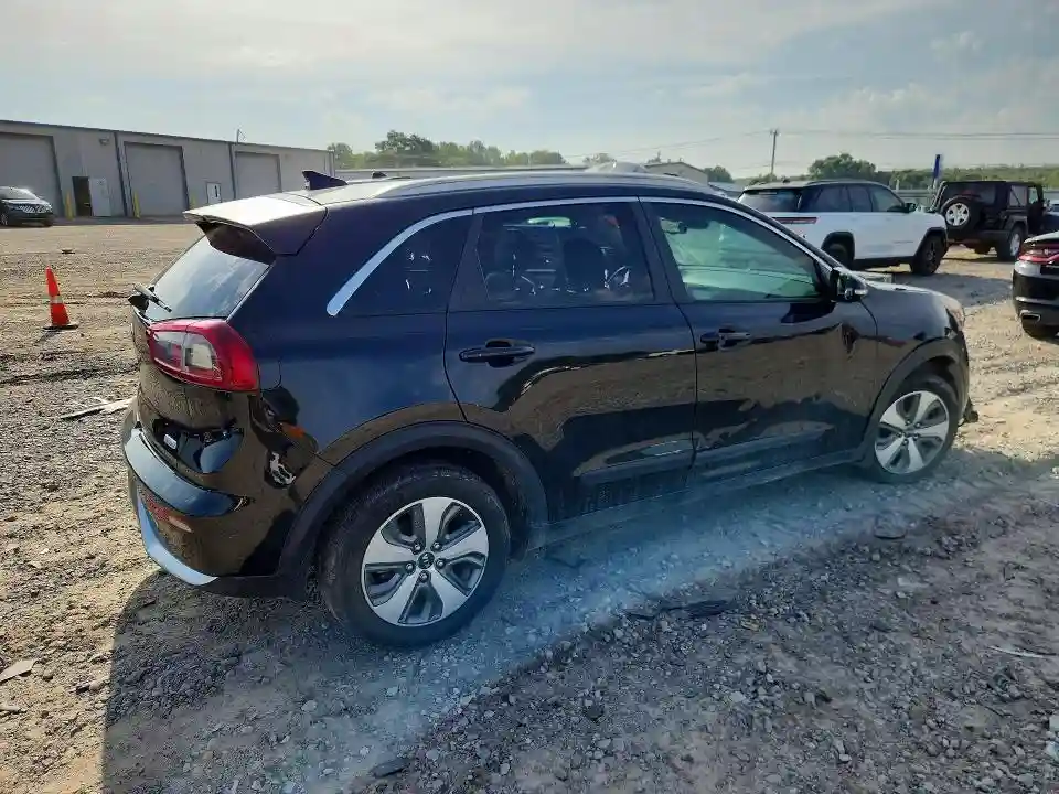 KNDCC3LC8K5240320 2019 KIA NIRO-2