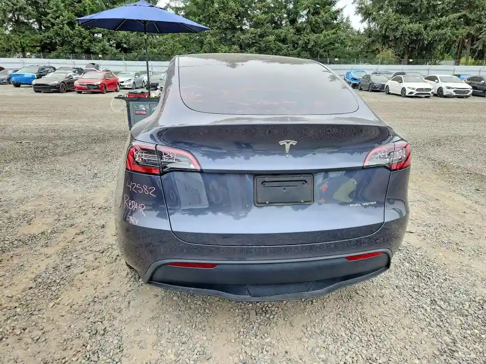 7SAYGDEE9PF921030 2023 TESLA MODEL Y-5