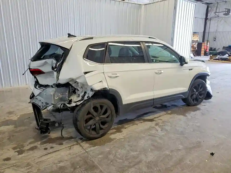 3VVEX7B23RM114675 2024 VOLKSWAGEN TAOS SE-2