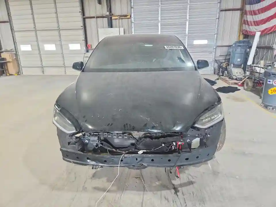 5YJXCDE26HF038272 2017 TESLA MODEL X-4