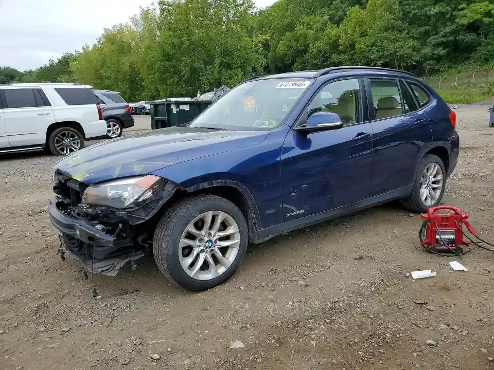 WBAVL1C52FVY40445 2015 BMW X1-0