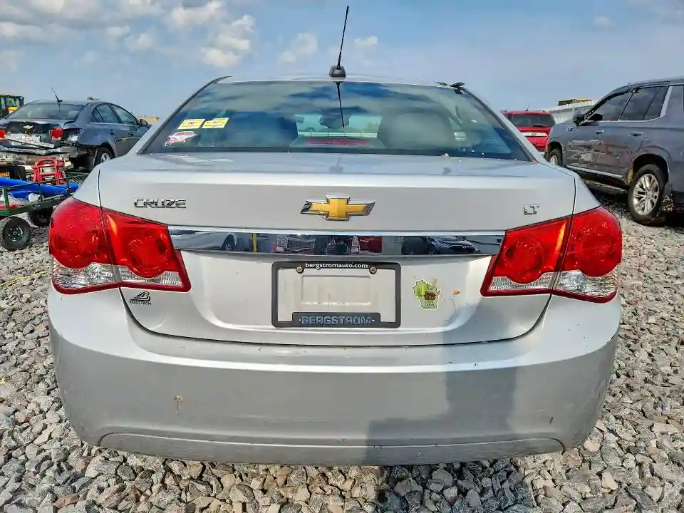 1G1PE5SB0G7180263 2016 CHEVROLET CRUZE-5