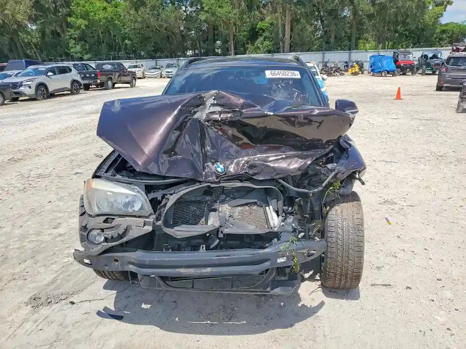 WBAVM1C56FV314865 2015 BMW X1-4