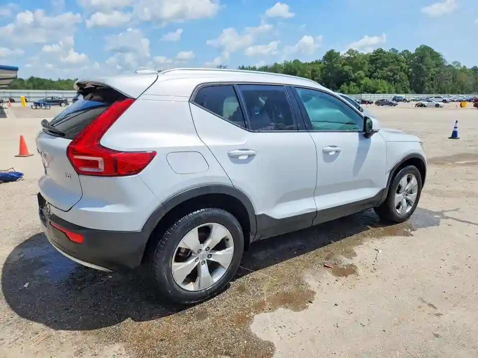 YV4AC2HK8M2486853 2021 VOLVO XC40-2