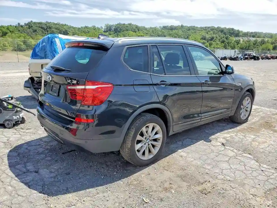 5UXWX9C37H0W75113 2017 BMW X3-2