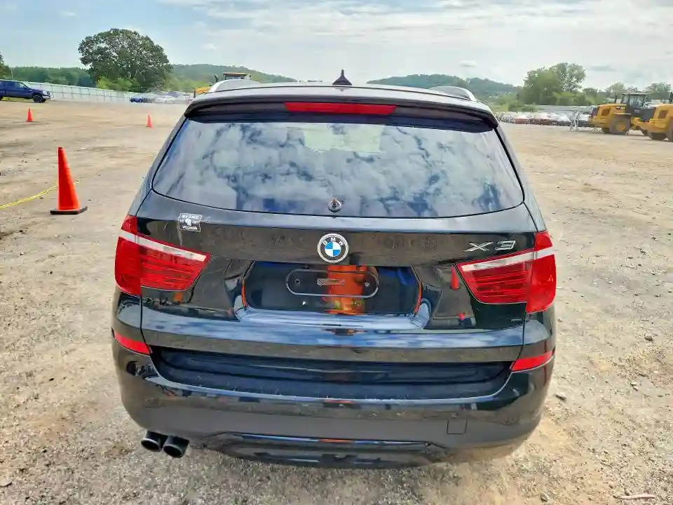 5UXWX9C53H0T00272 2017 BMW X3-5