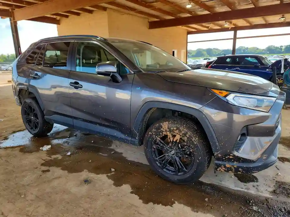 2T3P1RFV1MC201475 2021 TOYOTA RAV4-3