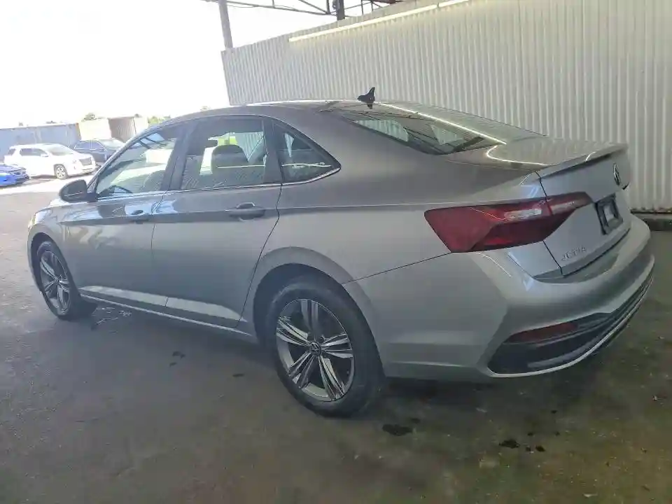 3VWEM7BU8RM040126 2024 VOLKSWAGEN JETTA-1