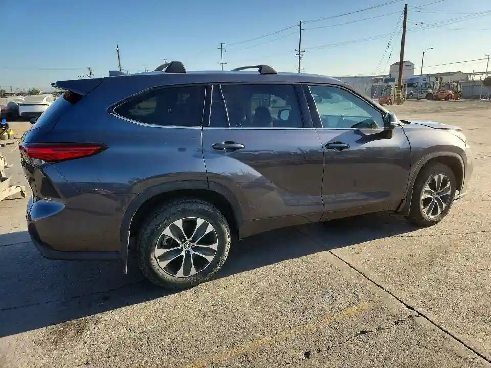 5TDHZRBH1LS030318 2020 TOYOTA HIGHLANDER-2