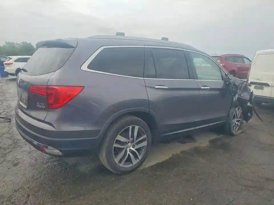 5FNYF6H01HB074694 2017 HONDA PILOT-2