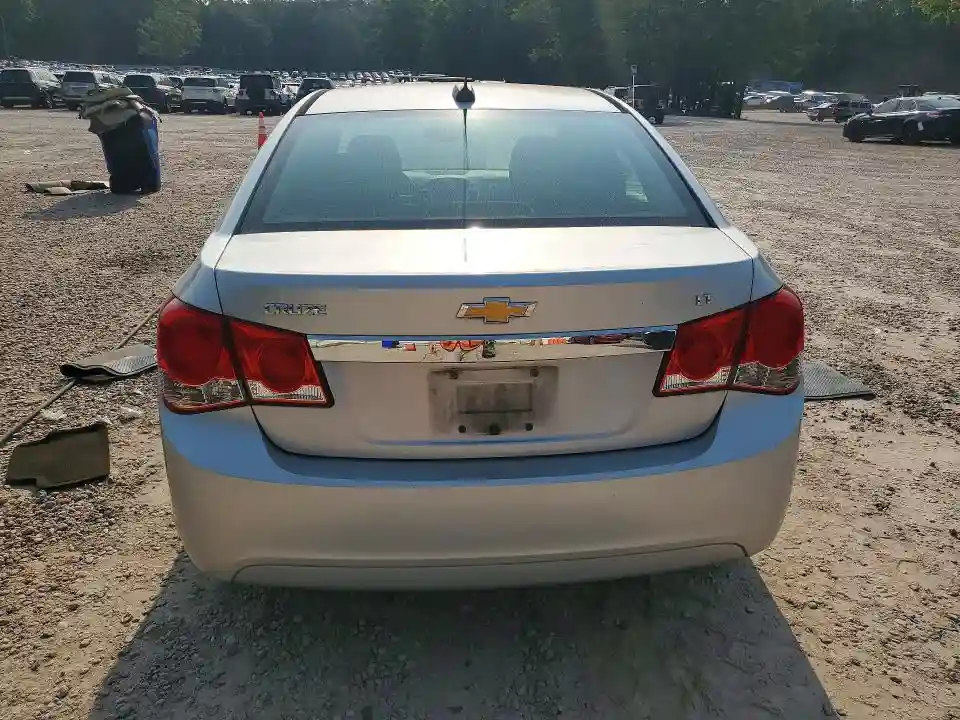 1G1PE5SB9F7173925 2015 CHEVROLET CRUZE-5