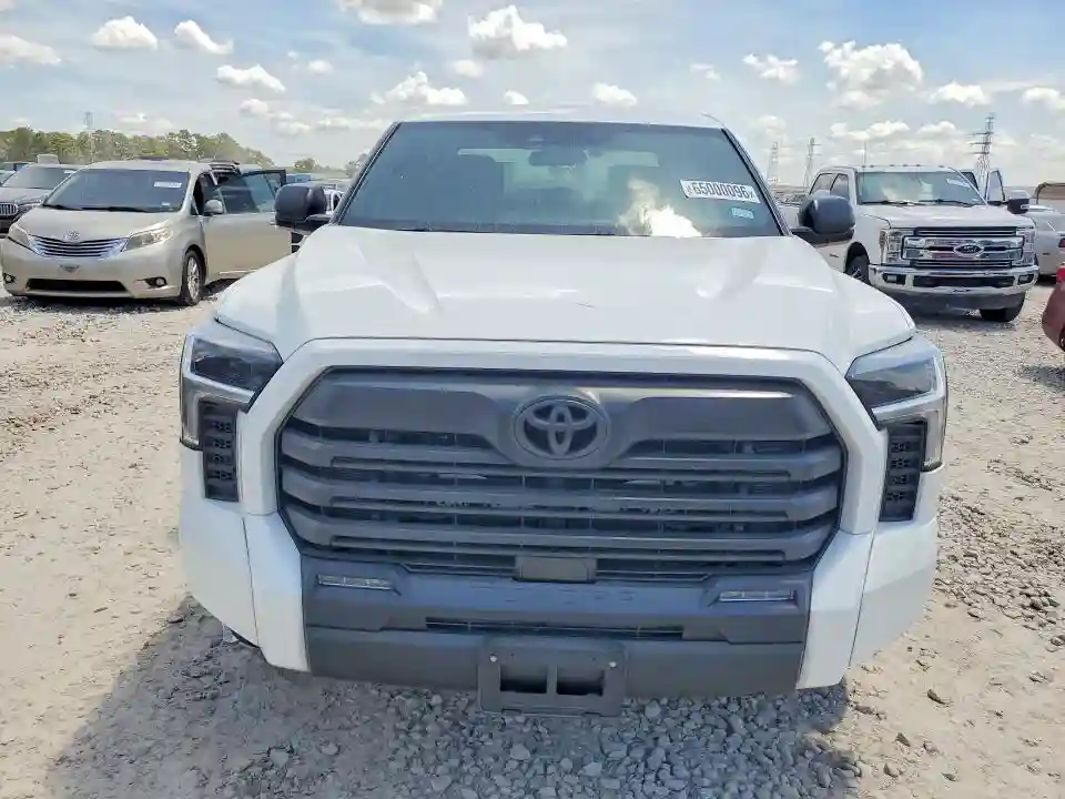 5TFLA5AB6SX041623 2025 TOYOTA TUNDRA-4