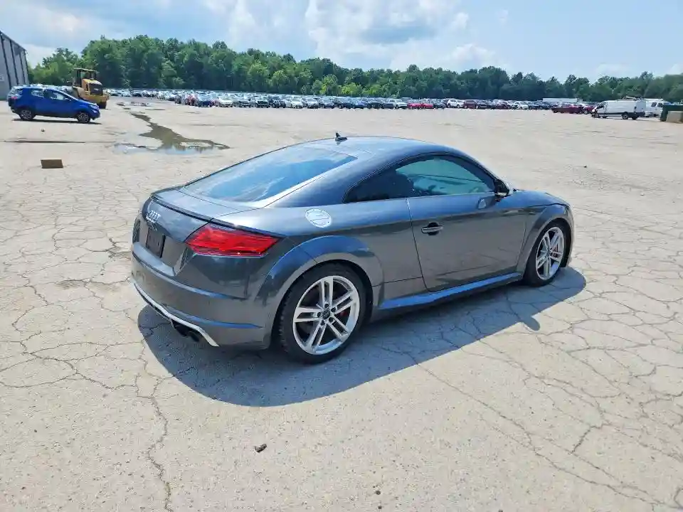 TRUC1AFV6H1000874 2017 AUDI TTS-2