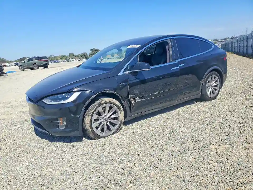 5YJXCBE2XHF066838 2017 TESLA MODEL X-0
