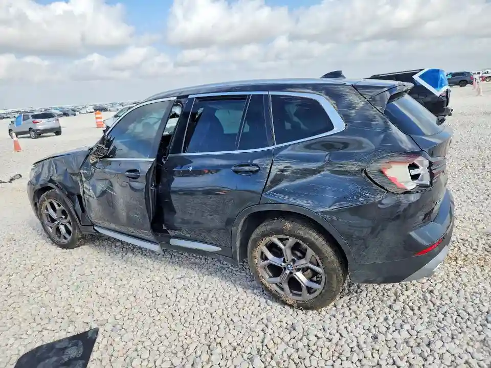 5UX43DP04N9J57182 2022 BMW X3-1