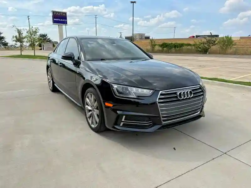 WAUKMAF45JA224967 2018 AUDI A4-0