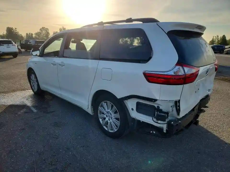 5TDDK3DC0GS130451 2016 TOYOTA SIENNA-1