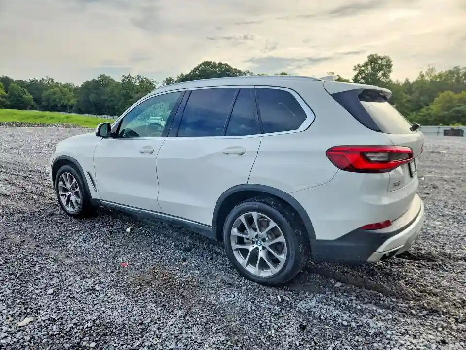 5UXCR4C03LLE30597 2020 BMW X5-1