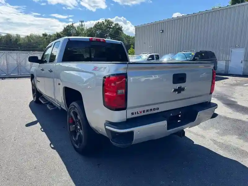 1GCVKREC2HZ299375 2017 CHEVROLET ALL MODELS-1