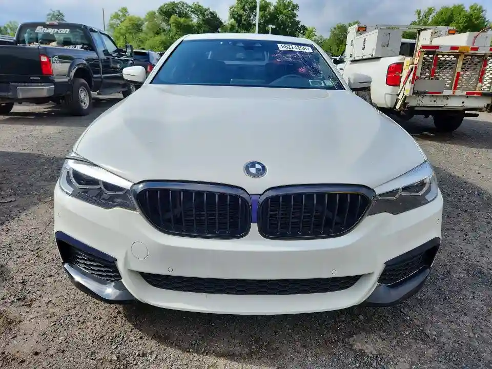 WBAJE7C56KG892610 2019 BMW 5 SERIES-4
