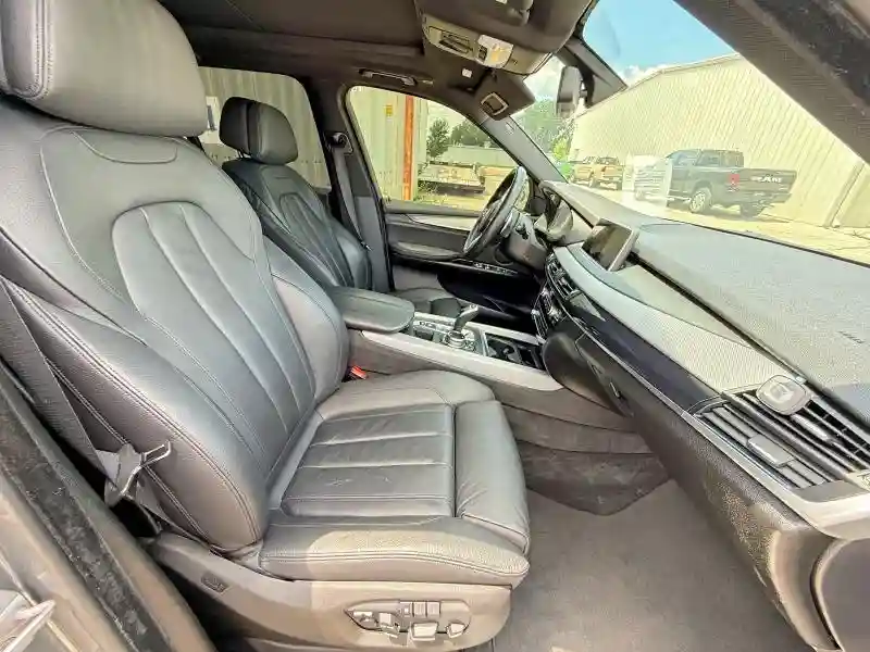 5UXKR6C55F0J73870 2015 BMW X5-4