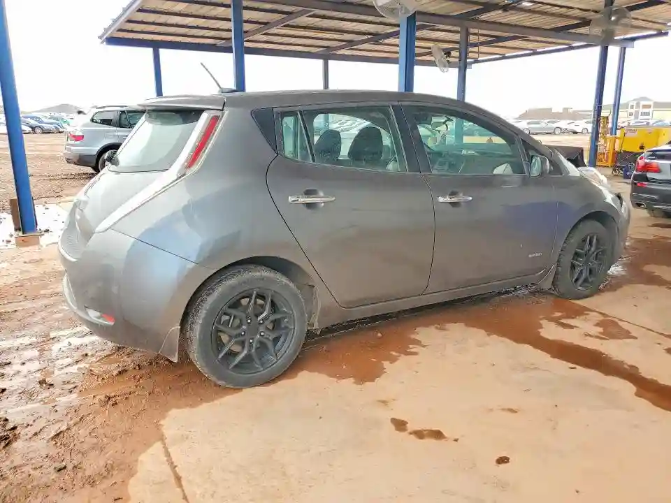 1N4BZ0CP5HC300690 2017 NISSAN LEAF-2