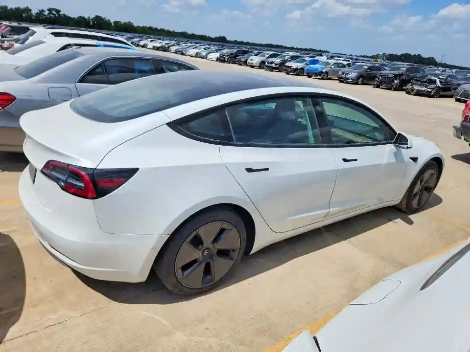 5YJ3E1EA8MF100280 2021 TESLA MODEL 3-2