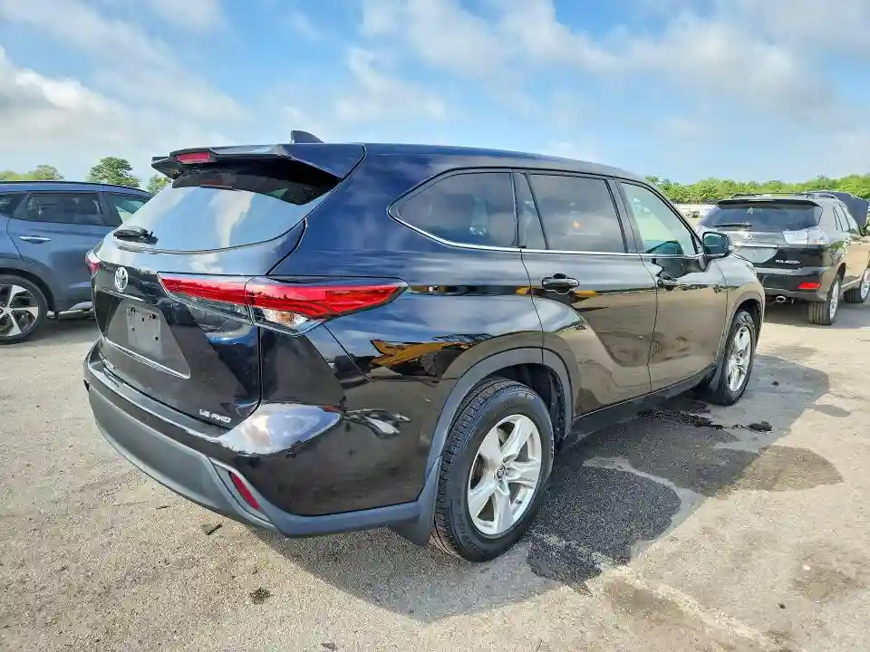 5TDBZRBH6NS190820 2022 TOYOTA HIGHLANDER-2