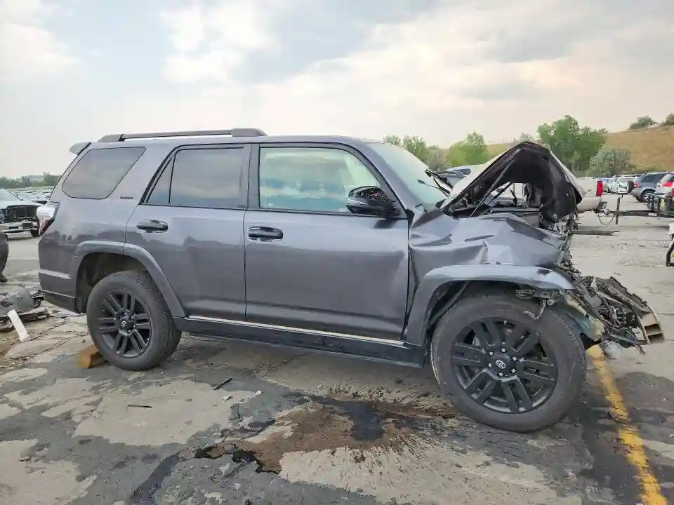 JTEBU5JR6K5637144 2019 TOYOTA 4RUNNER-3