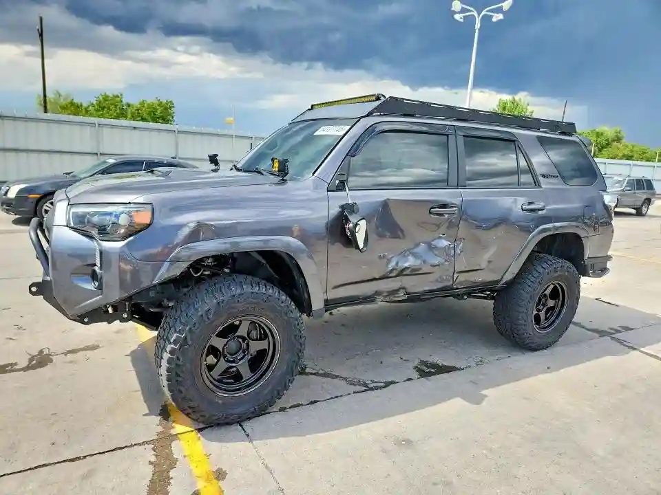 JTEBU5JR0L5751237 2020 TOYOTA 4RUNNER-0