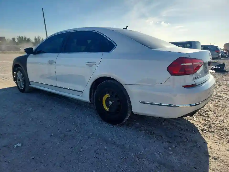 1VWAS7A35GC046638 2016 VOLKSWAGEN PASSAT-1
