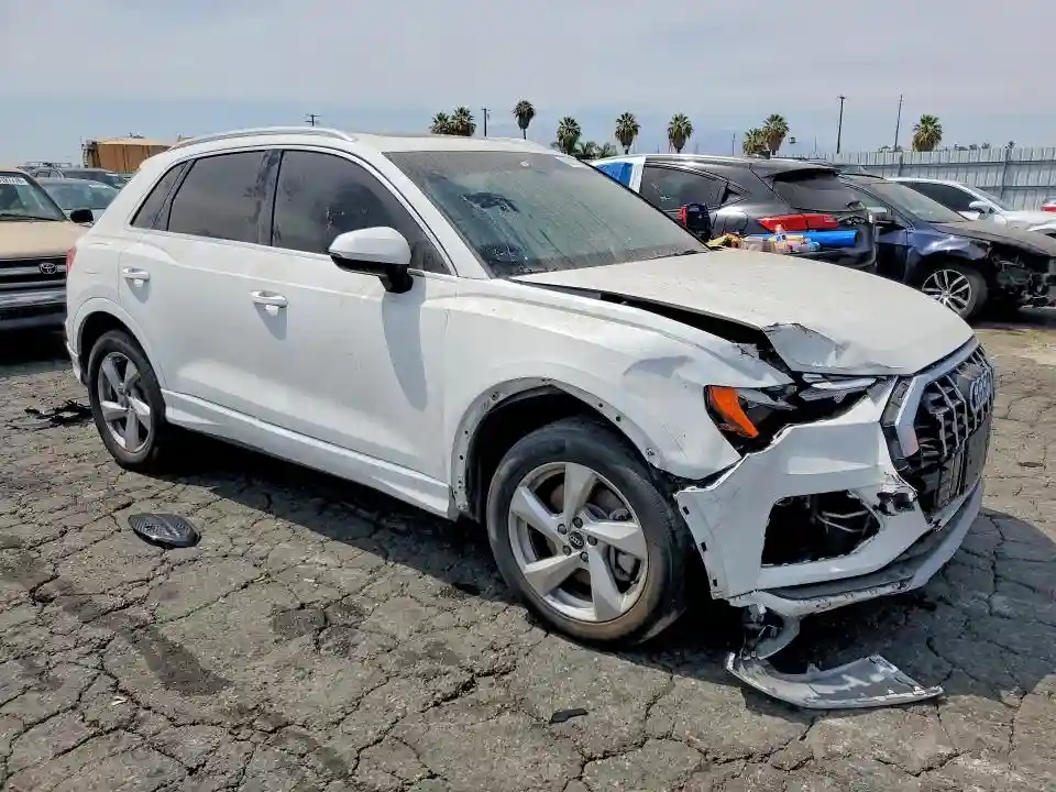 WA1AUCF31M1089213 2021 AUDI Q3-3