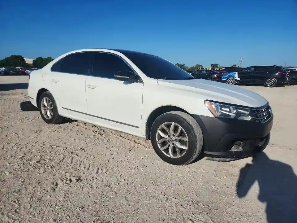 1VWAS7A35GC046638 2016 VOLKSWAGEN PASSAT-3