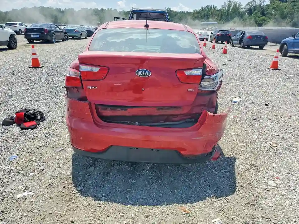 KNADM4A38H6115716 2017 KIA RIO-5