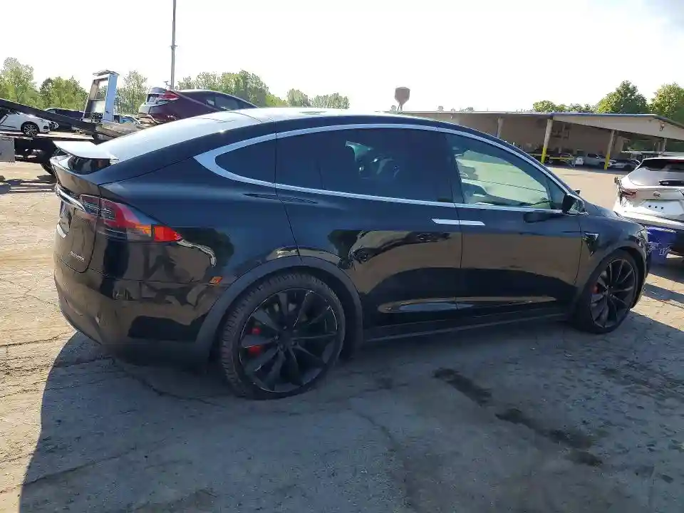 5YJXCDE43LF236107 2020 TESLA MODEL X-2