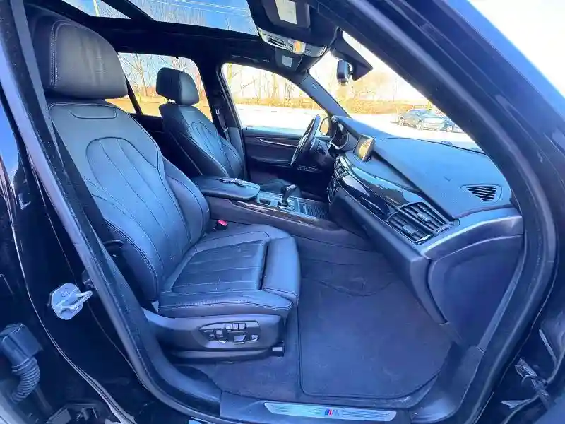 5UXKR6C55J0U15260 2018 BMW X5-4