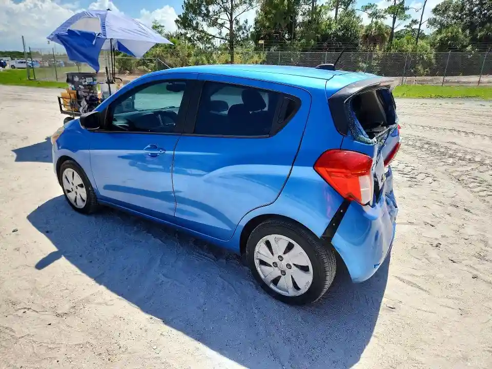 KL8CB6SA1HC812653 2017 CHEVROLET SPARK-1