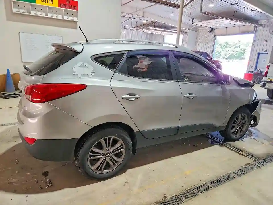 KM8JUCAGXFU044199 2015 HYUNDAI TUCSON-2