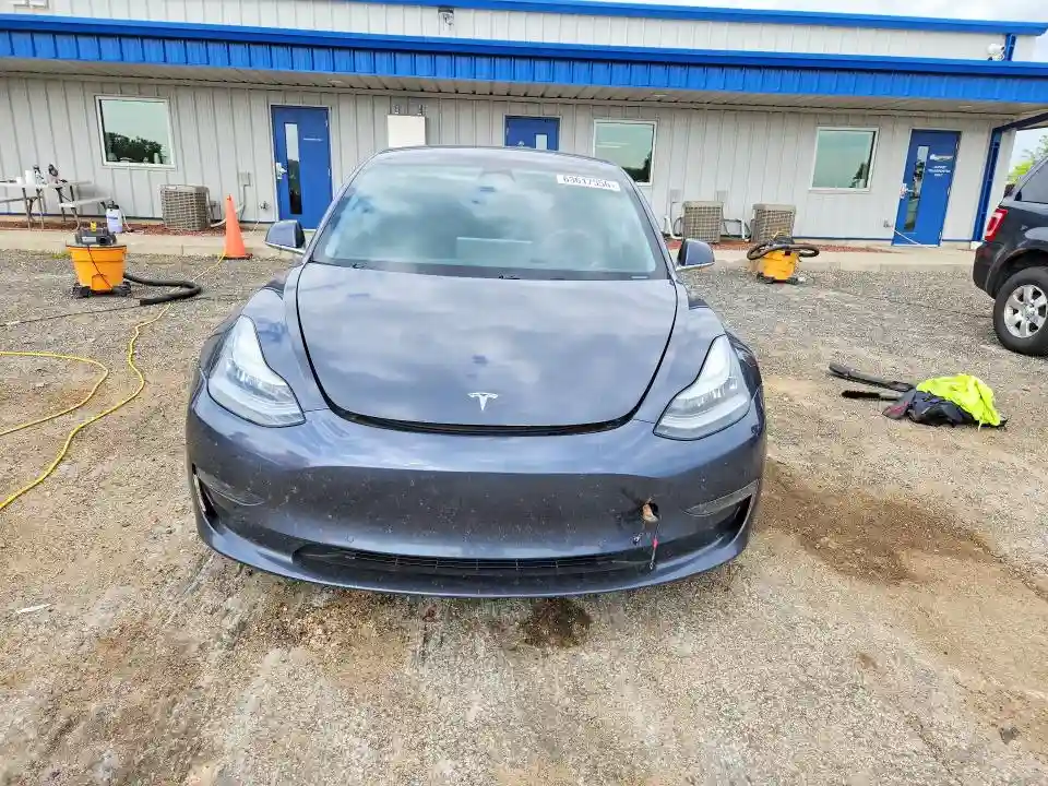 5YJ3E1EC5LF646860 2020 TESLA MODEL 3-4